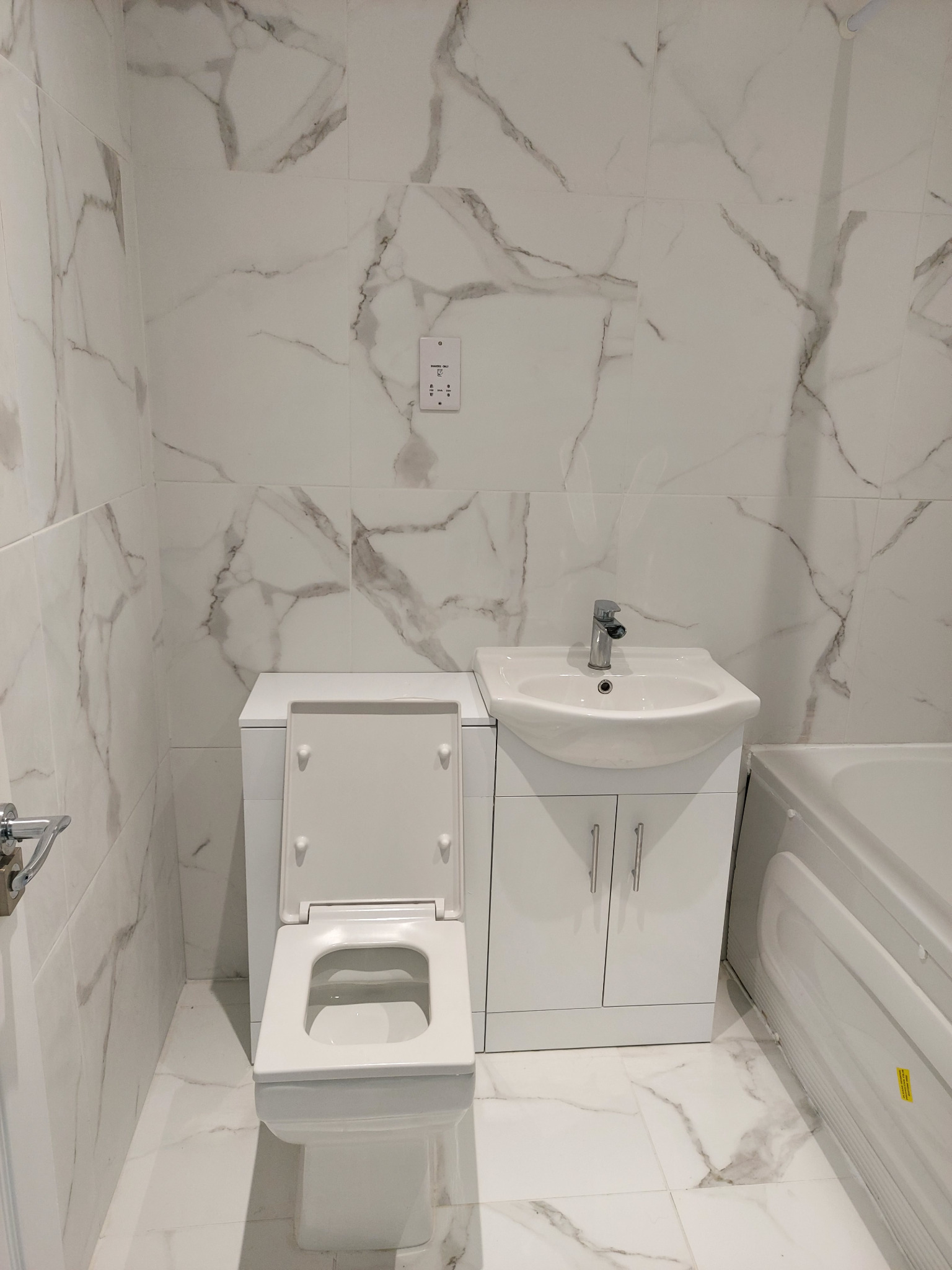 Completed apartment bathroom at Loughborough